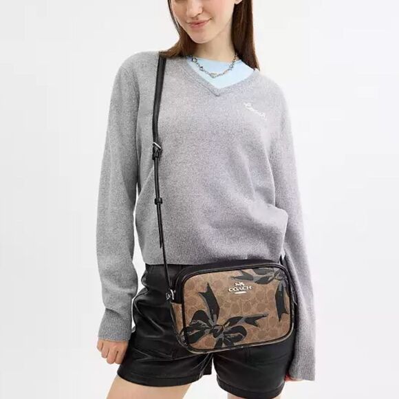 Coach Jamie Camera Crossbody Bag In Signature Canvas With Bow Print Purse - Picture 7 of 7
